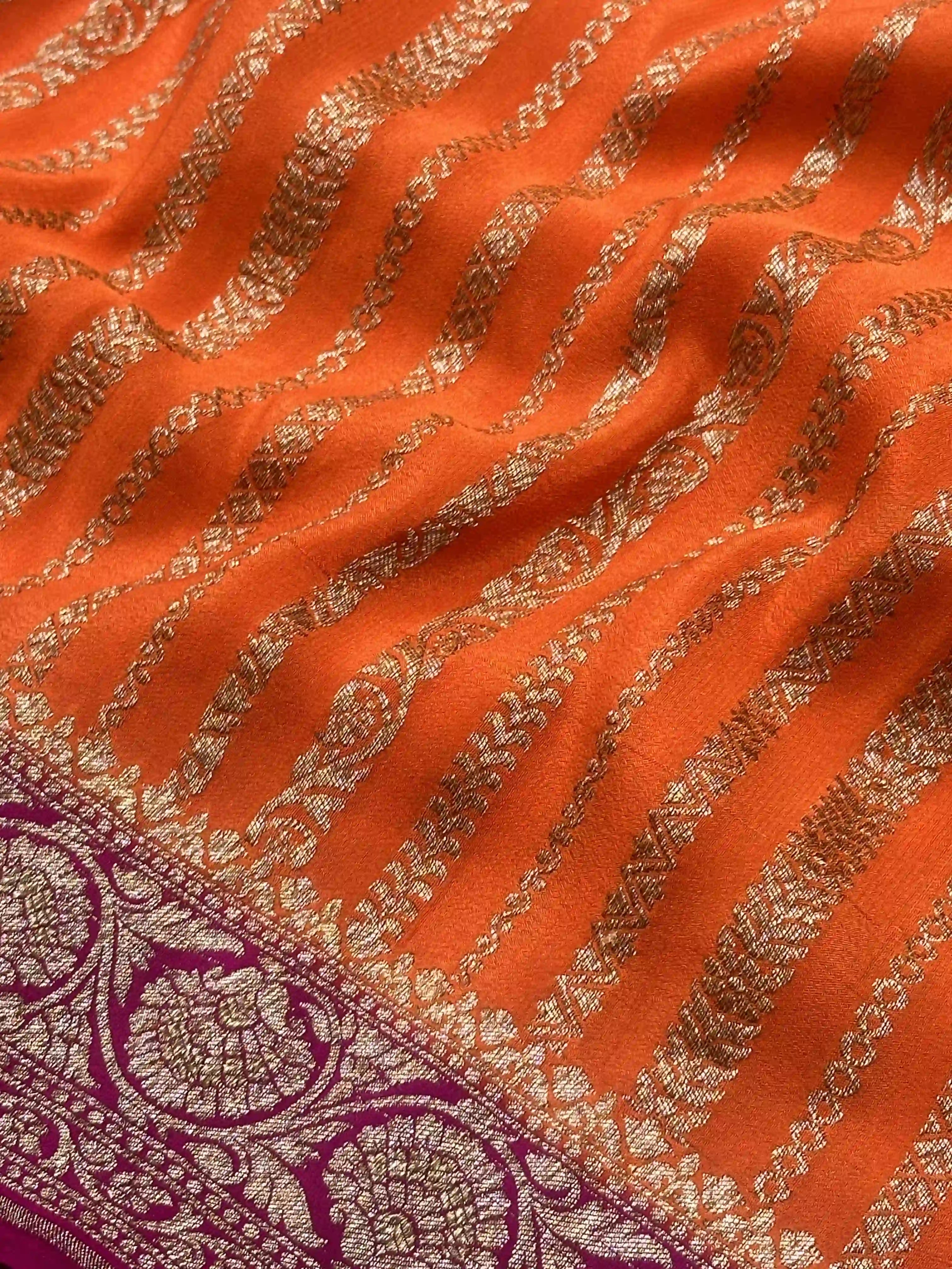 Elegant Pure Banarasi Crepe Silk Saree β Ideal for Weddings and Festive Occasions