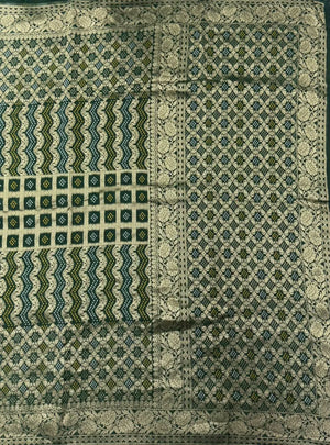 Pure Viscose Bandhani Banarasi Silk Saree