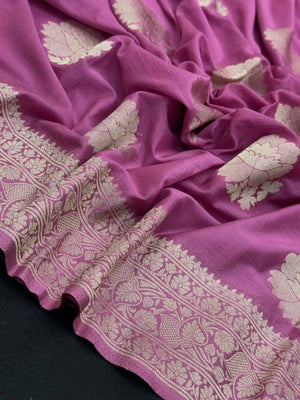 Sleek Chiffon Semi Banarasi Saree For Ethinic Wear-(3D insta shine)