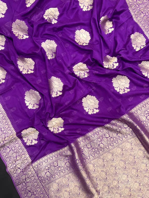 Sleek Chiffon Semi Banarasi Saree For Ethinic Wear-(3D insta shine)