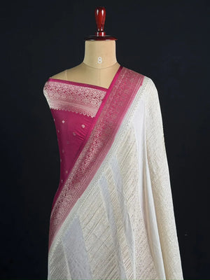 Georgette Saree with Rich Zari Weaving