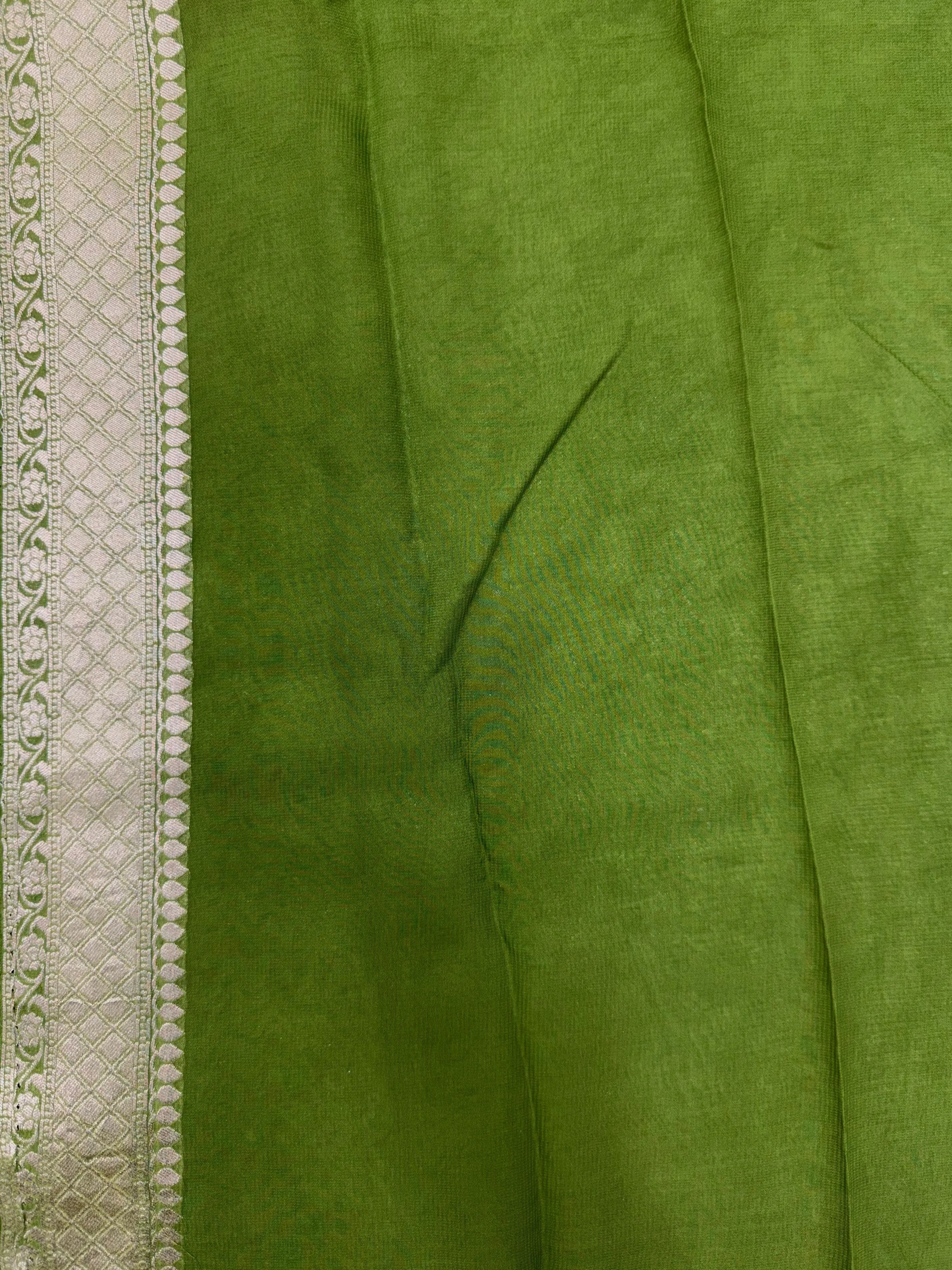 Classic Semi Georgette Silk Saree for All Occasions (Annapoorni Banarasi)