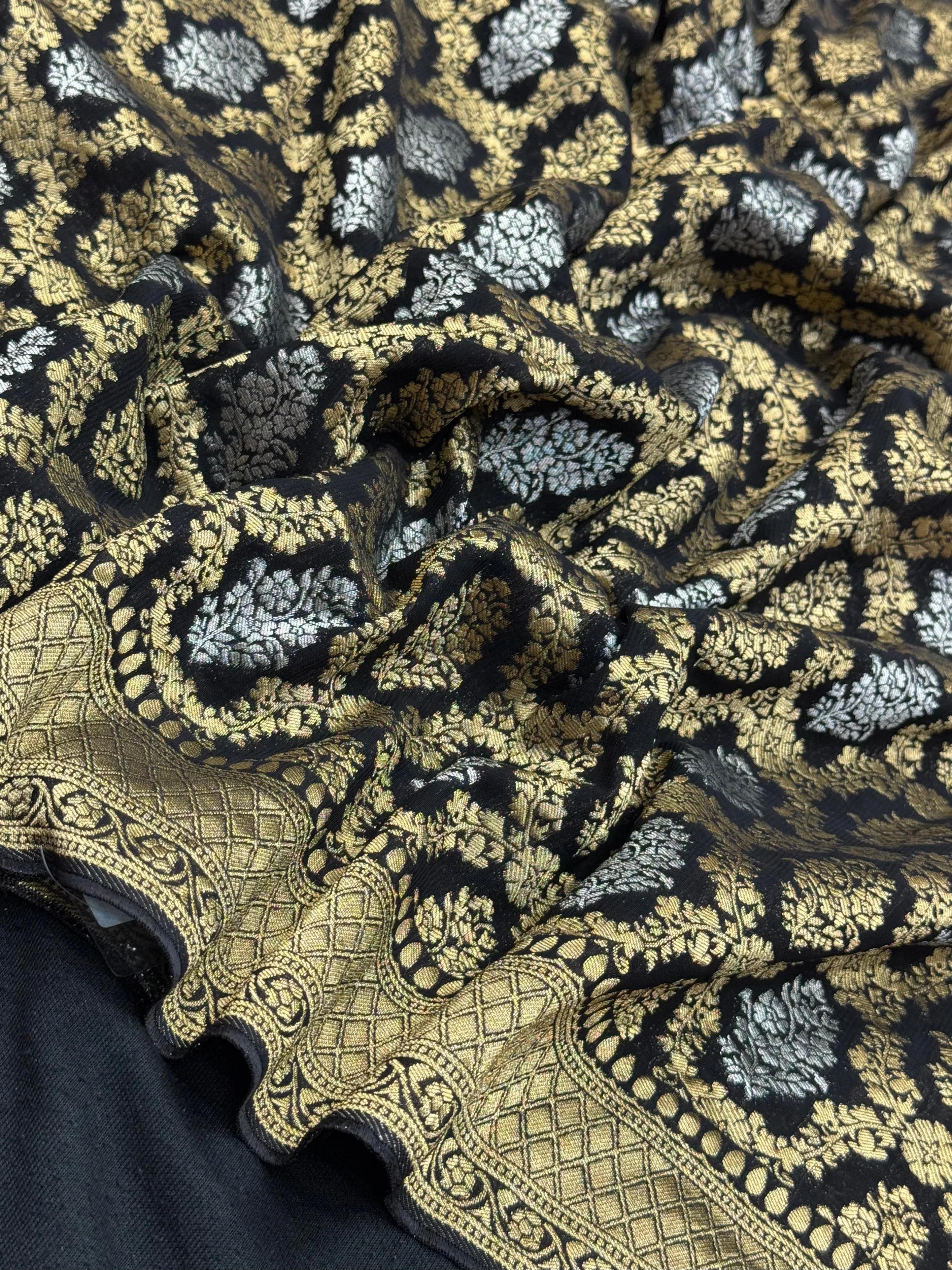 Classic Semi Georgette Silk Saree for All Occasions (Annapoorni Banarasi)