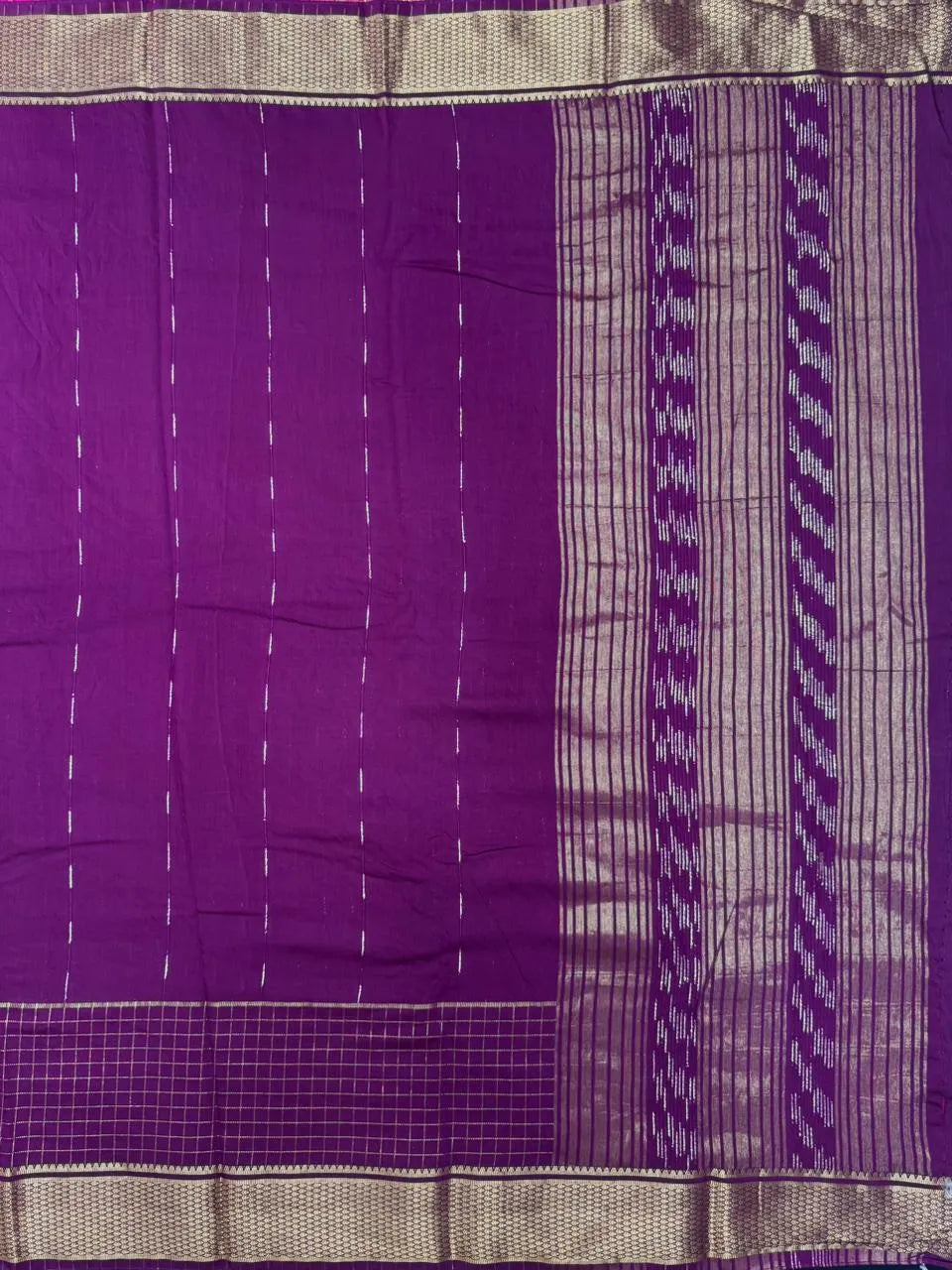 Elegant Malai Cotton Saree – Soft, Comfortable & Traditional Weave (Binny Crape RZ)