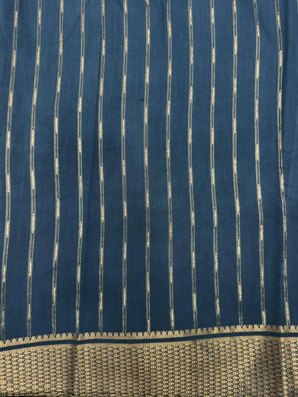 Elegant Malai Cotton Saree – Soft, Comfortable & Traditional Weave (Binny Crape RZ)