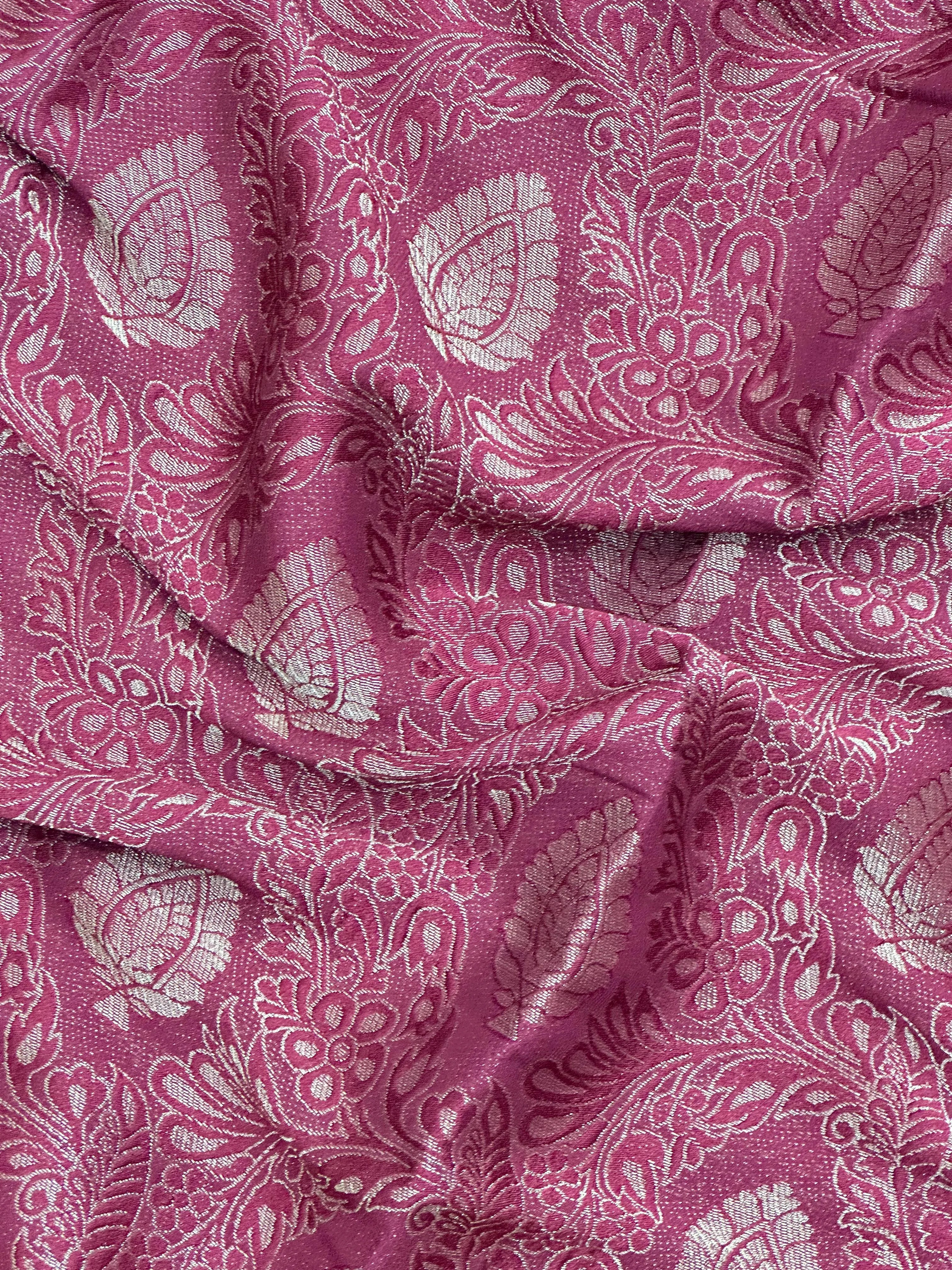 Binny Crepe Saree – Smooth Drape with Effortless Elegance