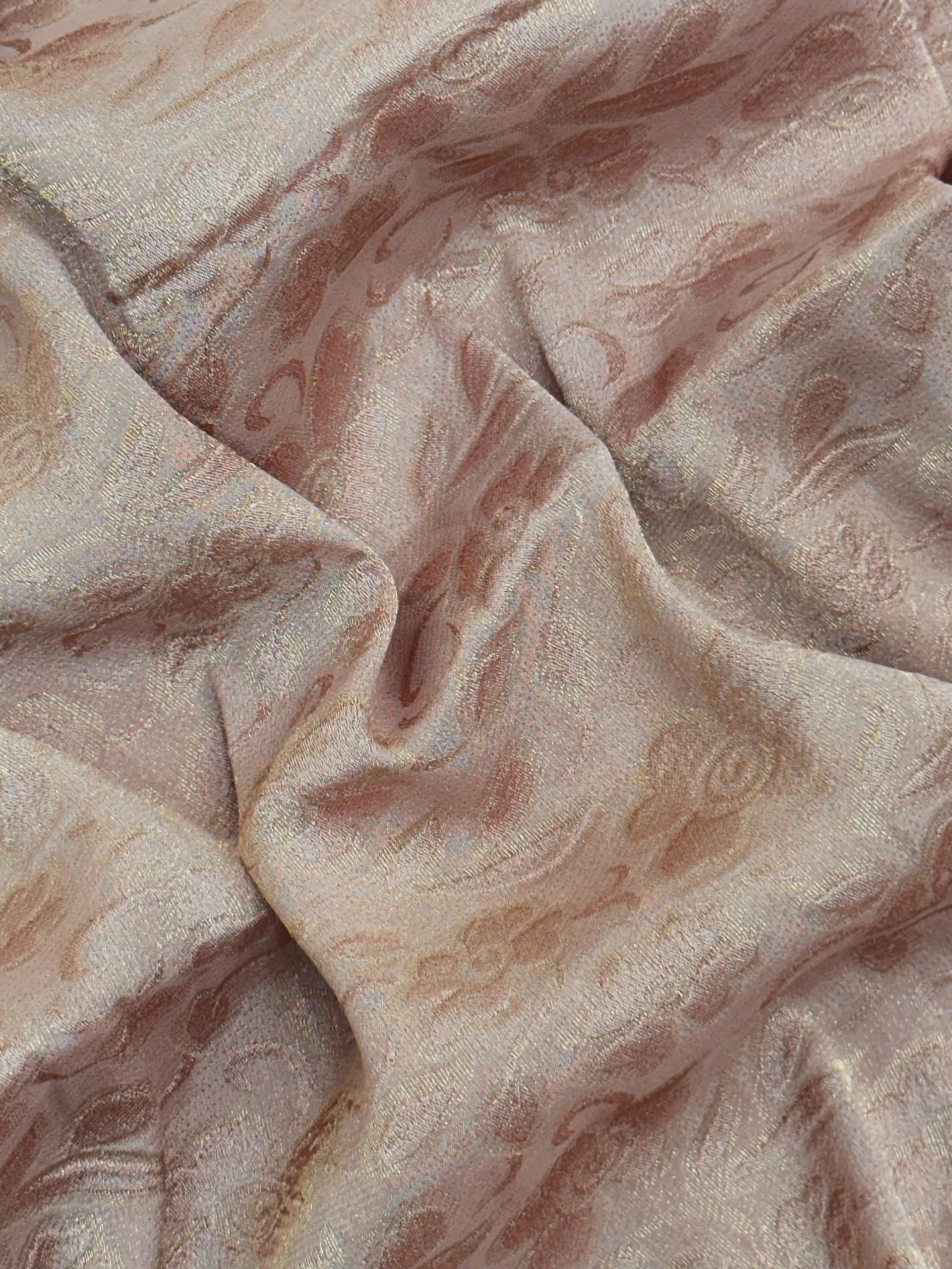 Binny Crepe Silk Saree – Soft Flow with Subtle Shine & Elegance