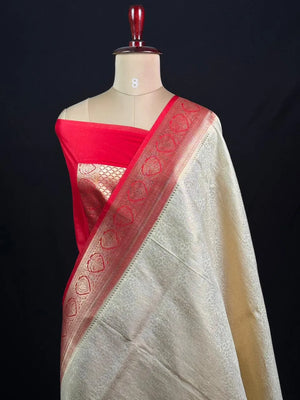 Elegant Carron Silk Saree – Timeless Grace & Luxury