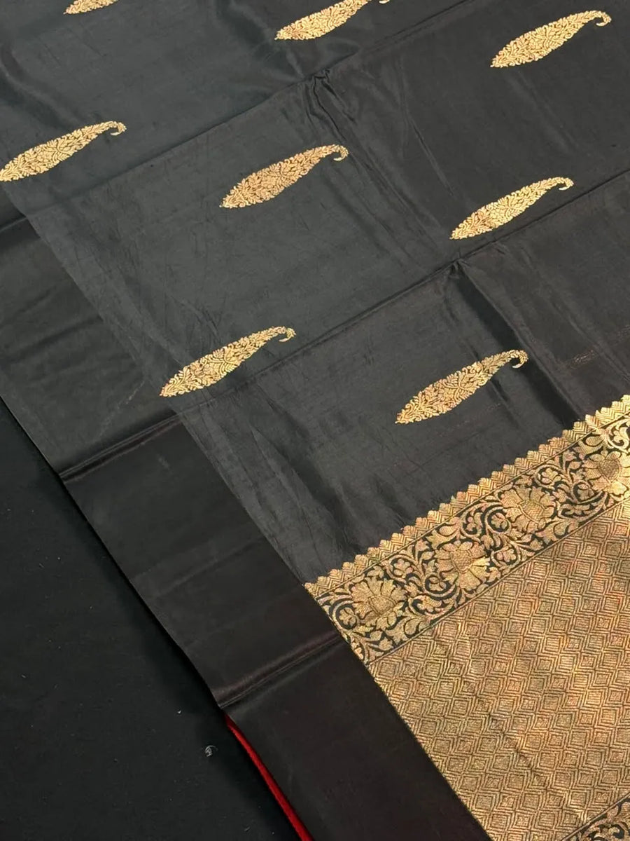 Chokdi Katan Silk Saree