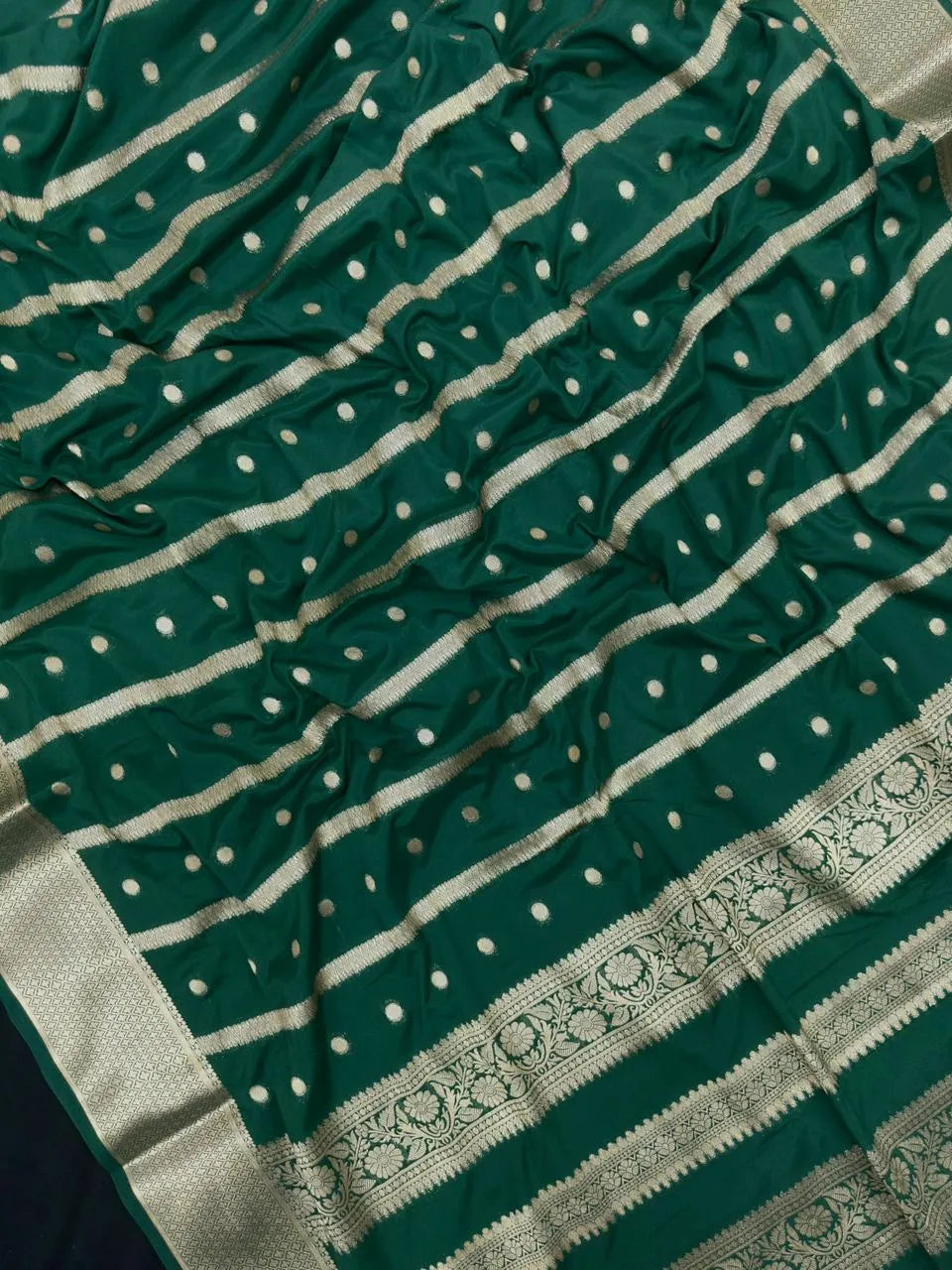 Premium Semi Mysore Crepe Saree with Elegant Weaving Design (Chiffon Stripe)