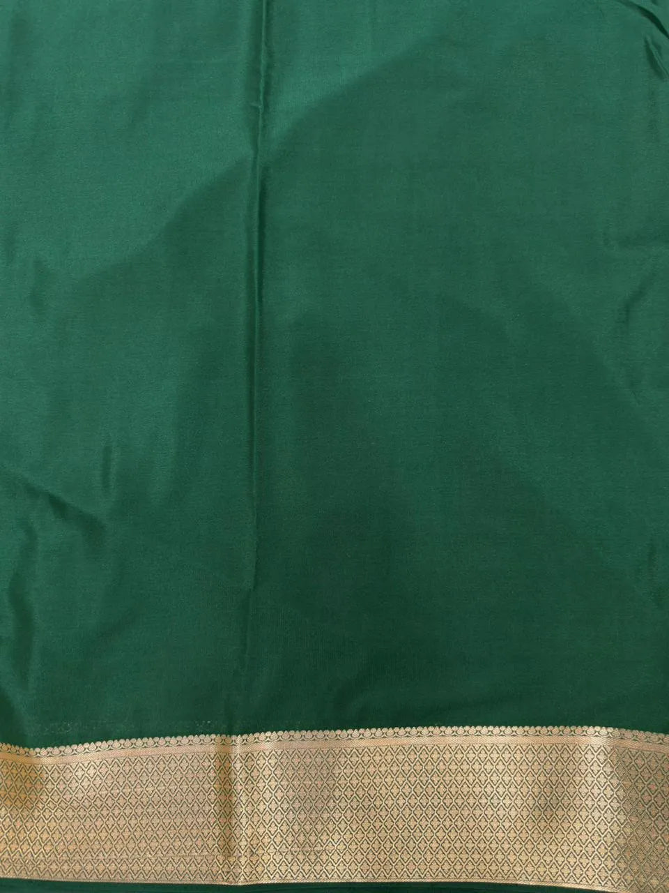 Premium Semi Mysore Crepe Saree with Elegant Weaving Design (Chiffon Stripe)