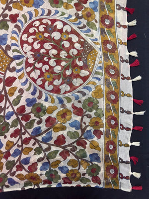 "Elegant Premium Cotton Silk Saree with Intricate Weave, Perfect for Weddings and Festivals, Featuring a Timeless Design and Comfortable Fabric"