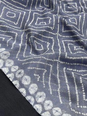 "Elegant Premium Cotton Silk Saree with Intricate Weave, Perfect for Weddings and Festivals, Featuring a Timeless Design and Comfortable Fabric"