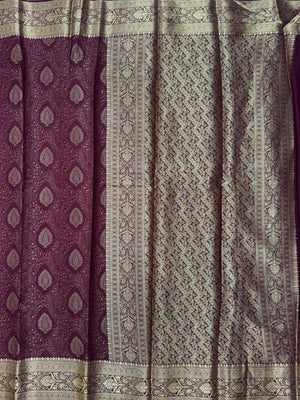 Binny Crepe Saree – Smooth Drape with Effortless Elegance-(Crepe Delight)