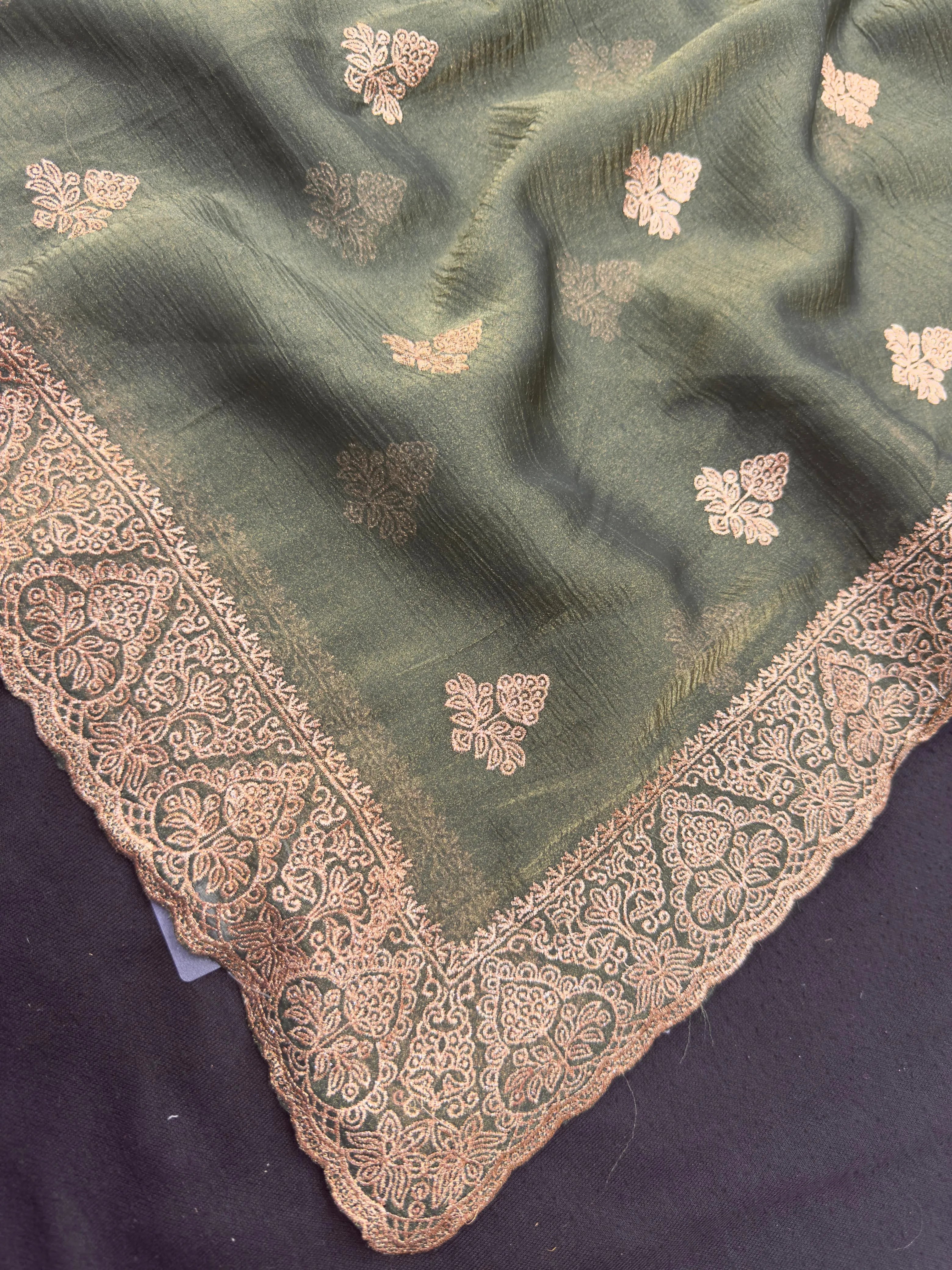 Stunning Crush Tissue Saree Perfect for Daily Wear