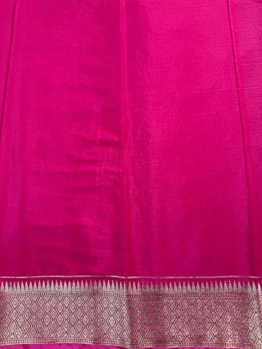 Crush Crepe Silk Saree with Zari Work