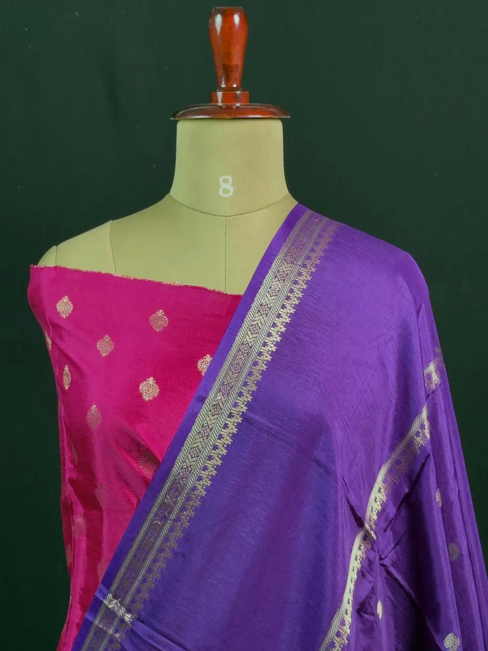 Graceful Semi Dola Viscose Saree for Festive & Party Wear