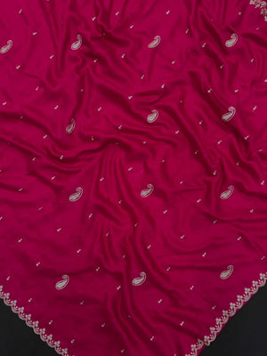 Stylish Raw Silk Blend Saree – Perfect for Festive Occasions (Finedine)