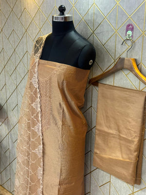 Ethereal Tradition – Pure Raw Silk Unstitched Ensemble