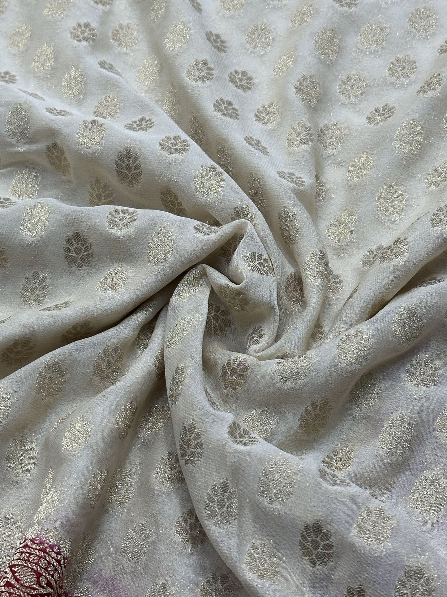 Banarasi Semi Khaddi Georgette Saree With All Over Zari Butti In White With Red Combination - Sanjar Creation