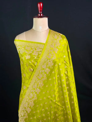 Pure Banarasi Crepe Silk Saree with Rich Zari Weaving