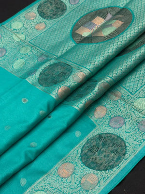 Silk Aura Elegance-Kanchi Temple