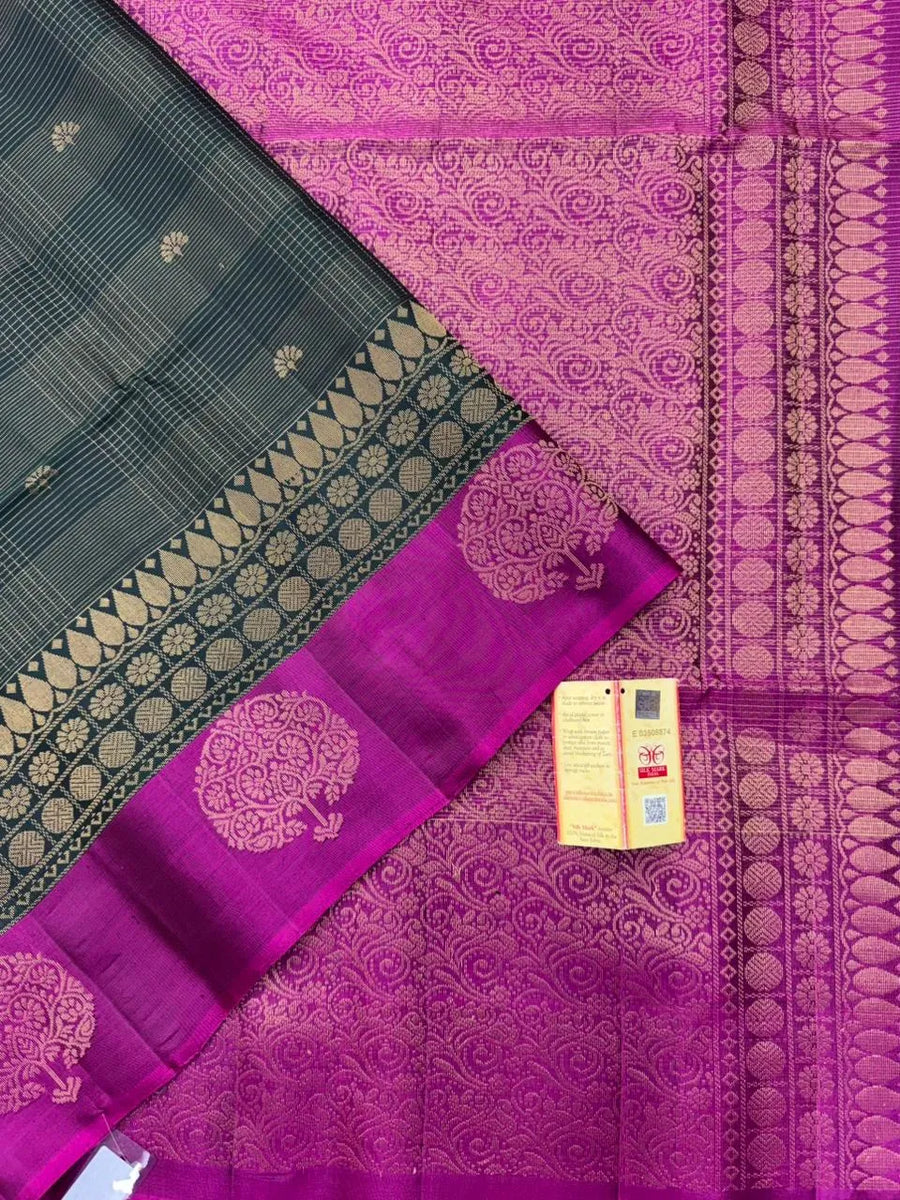 Golden Chex Pure Kanjivaram Silk Saree