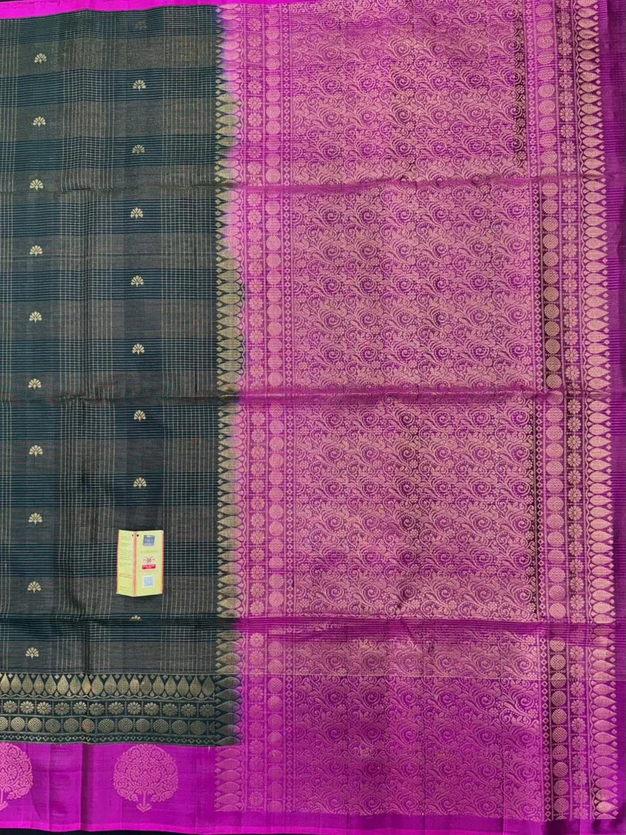 Golden Chex Pure Kanjivaram Silk Saree