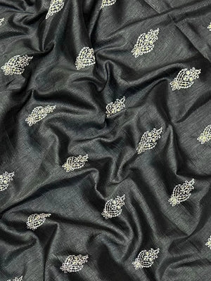 Heritage Charm: Handwoven Tusser Silk Saree-Kanyakumari Border