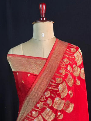 Simple Yet Stunning Khaddi Chiffon Saree Look