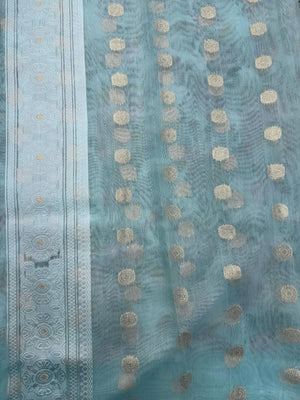 Linen Silk Saree for Women – Lightweight Traditional Saree with Subtle Shine