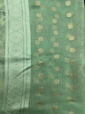 Linen Silk Saree for Women – Lightweight Traditional Saree with Subtle Shine