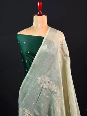 Timeless Linen Silk Saree – Perfect for Festive & Ethnic Wear