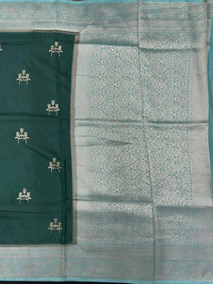 Raw Mango Silk Saree with Rich Texture and Vibrant Hues - Mango Crape