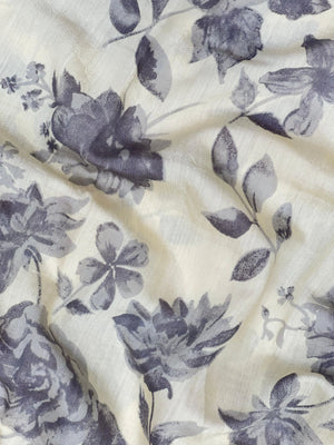 Muggum silk saree with traditional zari work and handwoven silk texture – perfect for festive and ethnic wear