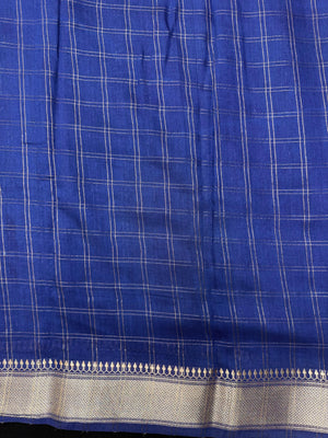 Woman wearing a Musk Cotton Saree with soft, breathable fabric and elegant drape, perfect for office, casual, and festive wear.