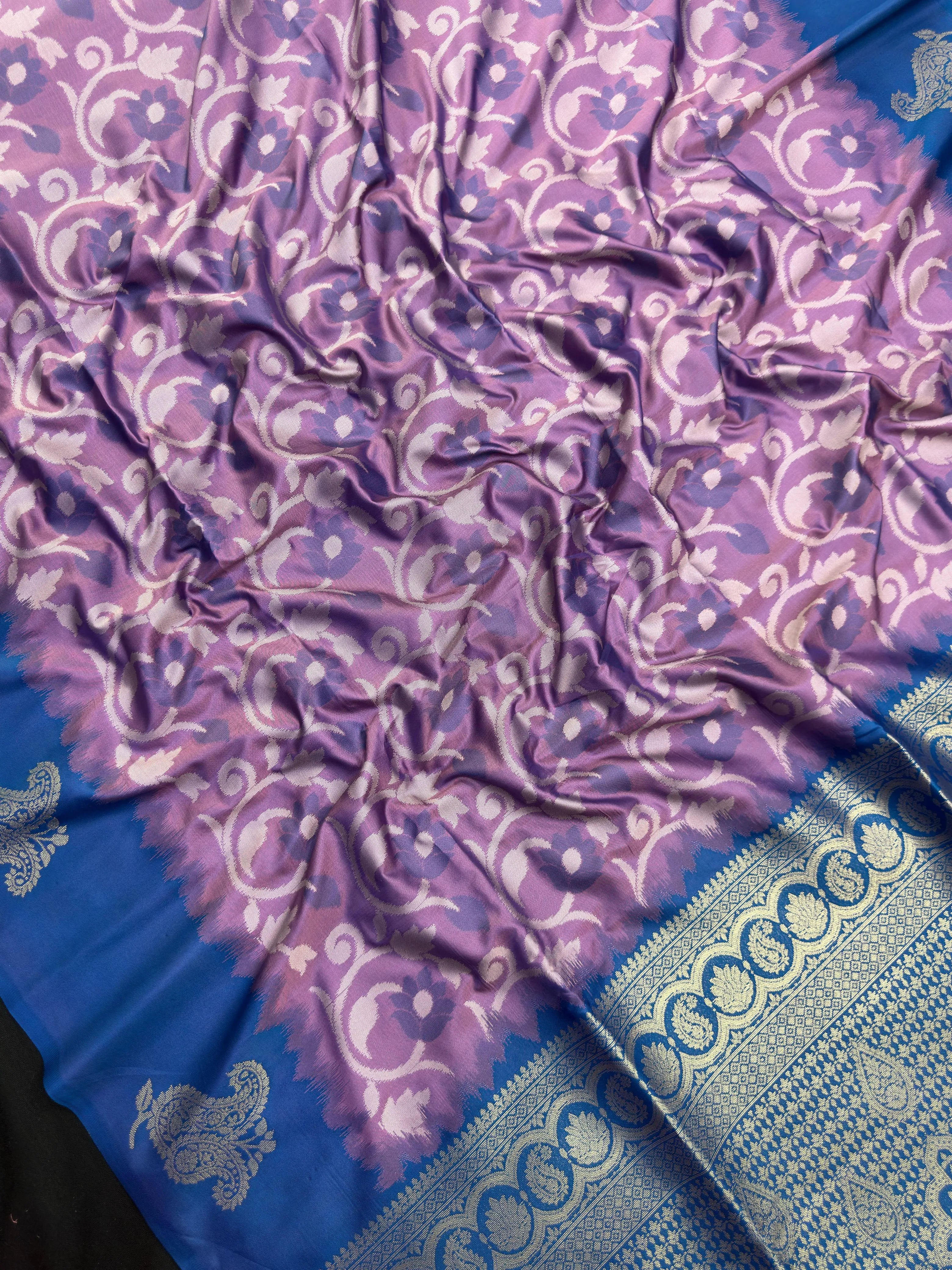 Elegant Design Semi Silk Pochampally Saree – Perfect for Regular Wear