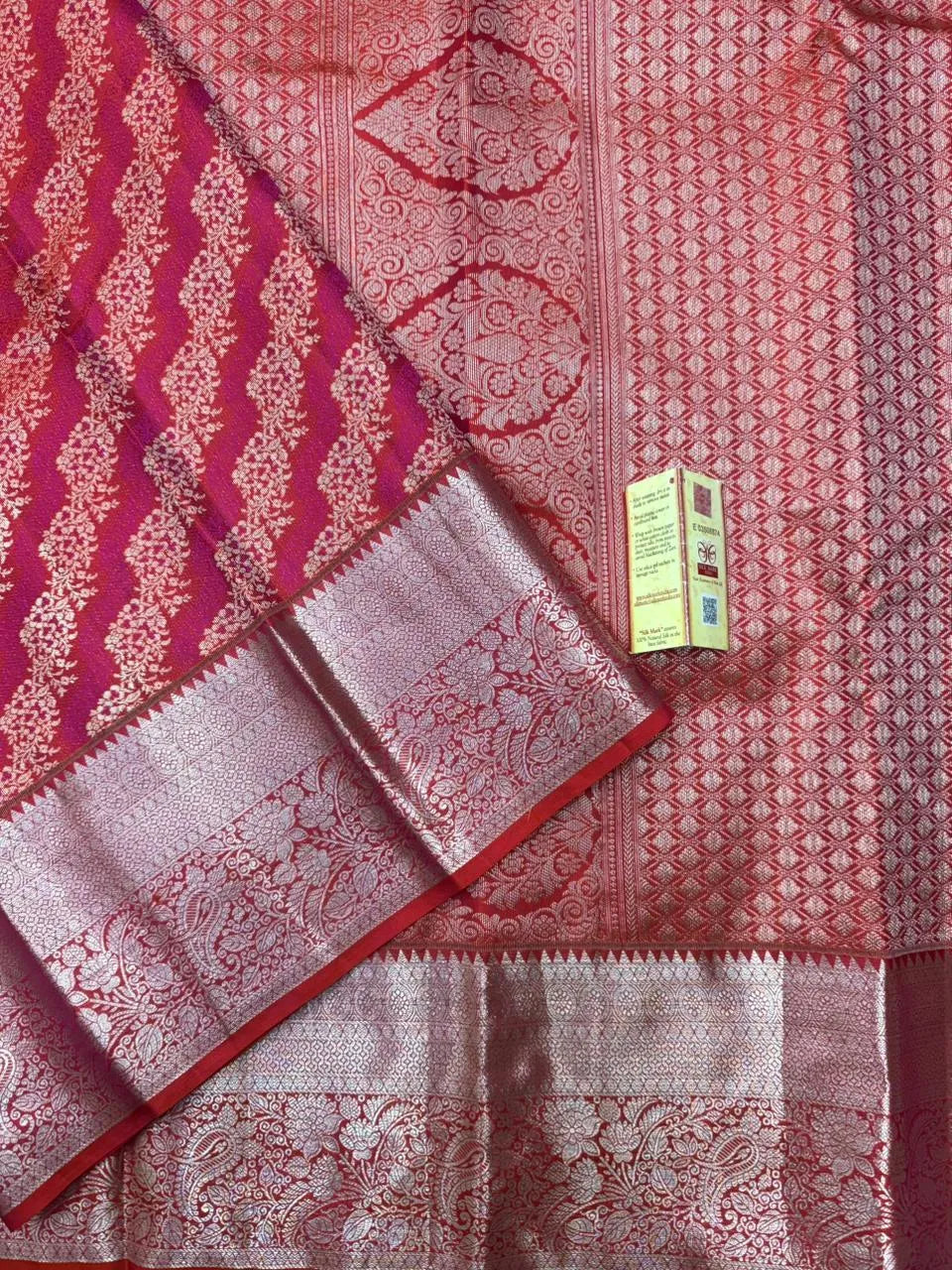Silken Splendour β Pure Kanchipuram Wedding Saree-(Pure Vaibhogam Silk)