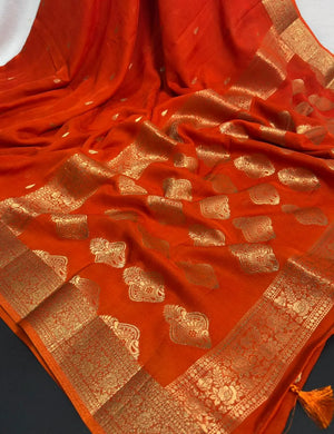 Urban Queen Viscose Silk Saree for Elegant Evenings