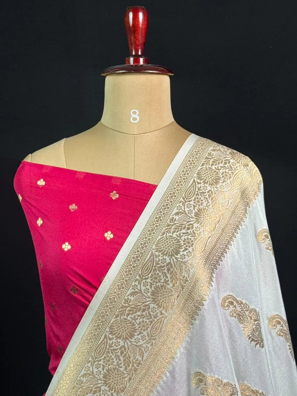 Sunehri Zari Banarasi Georgette Saree