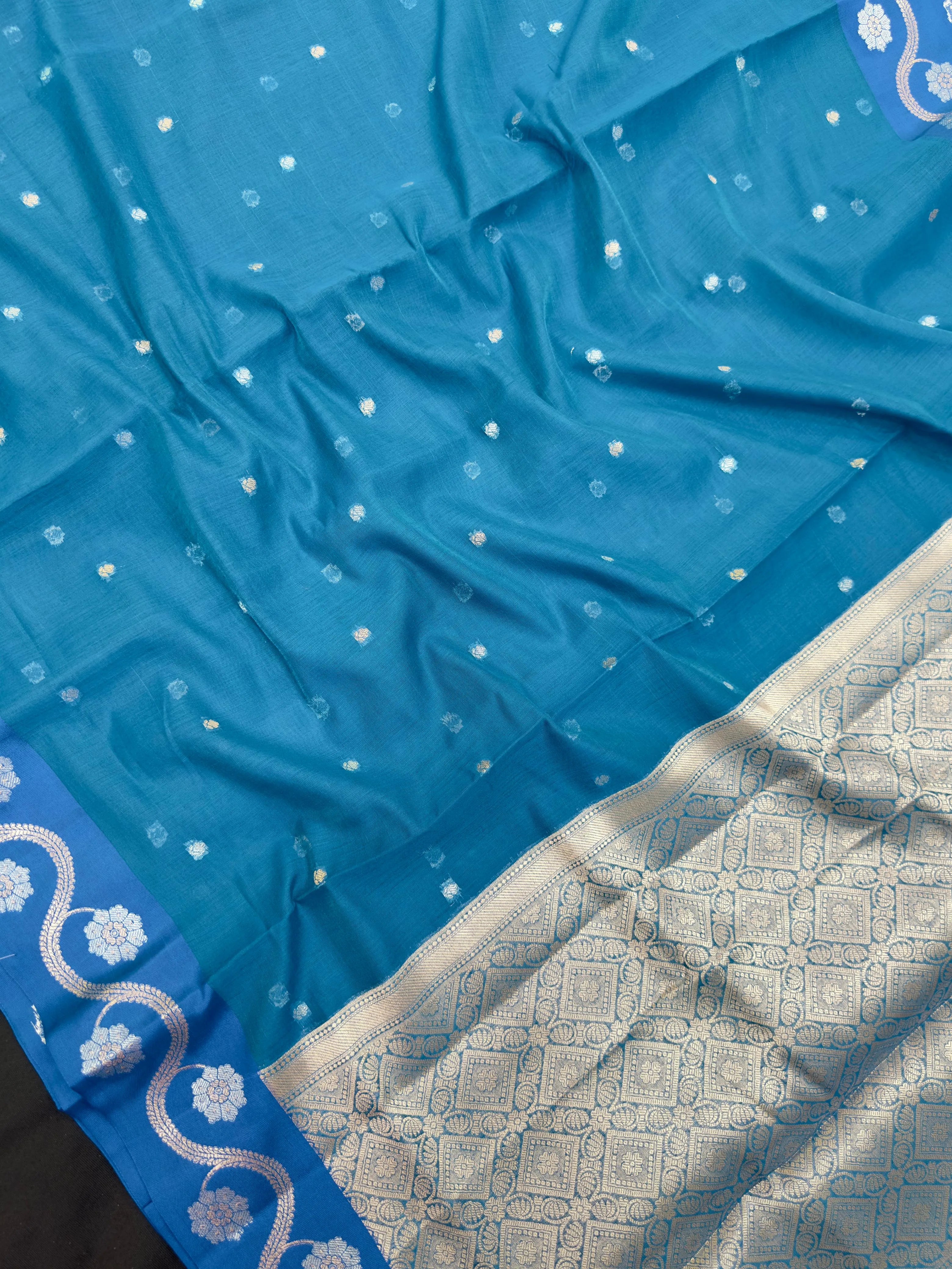 Raw cotton silk saree with soft rustic texture and subtle silk shine – perfect for ethnic and casual wear