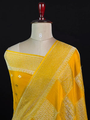 Partywear Semi Chiffon Saree – Chic & Stylish Look