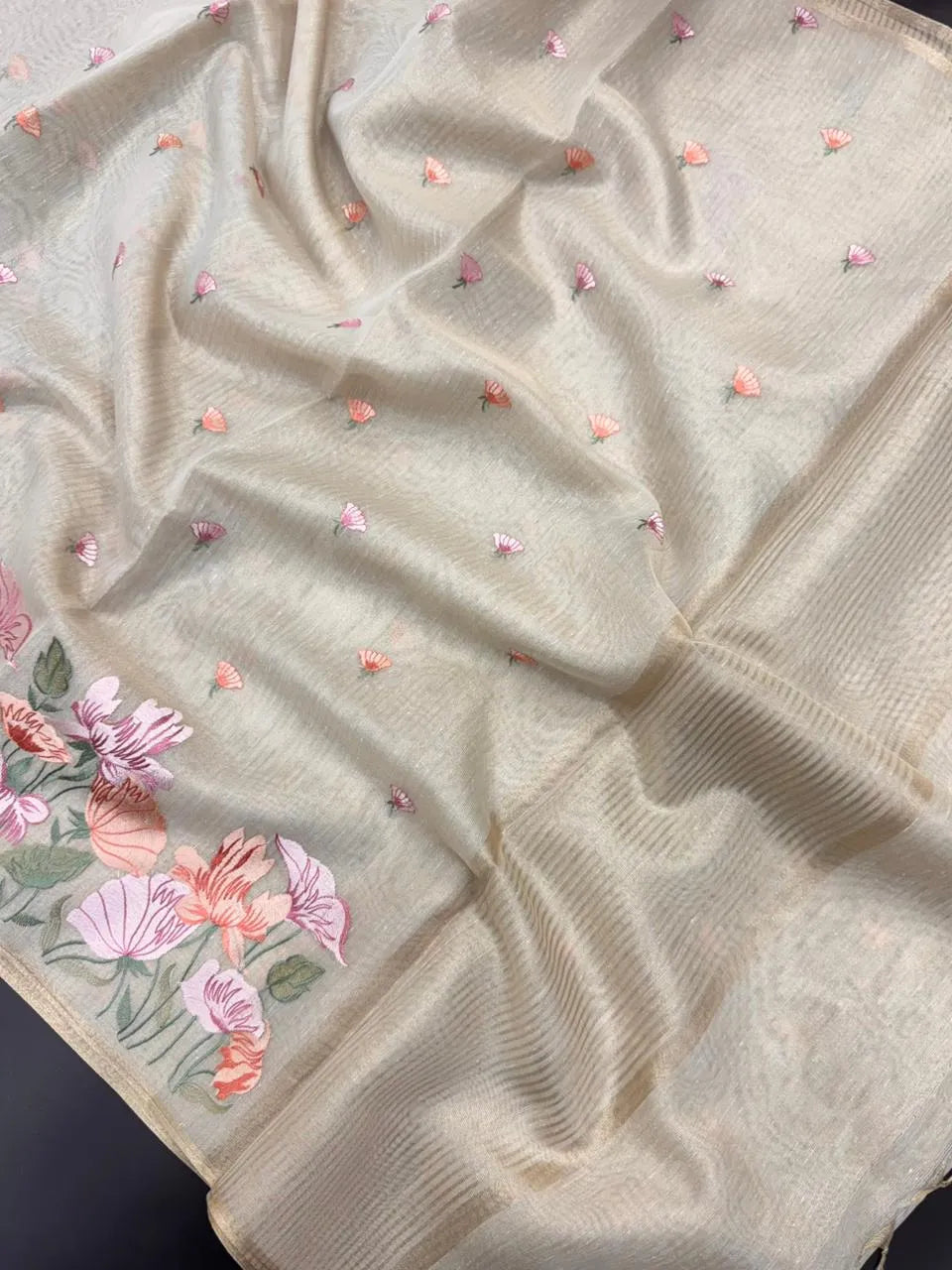 Graceful Semi Tissue Organza Saree for Party & Occasion Wear