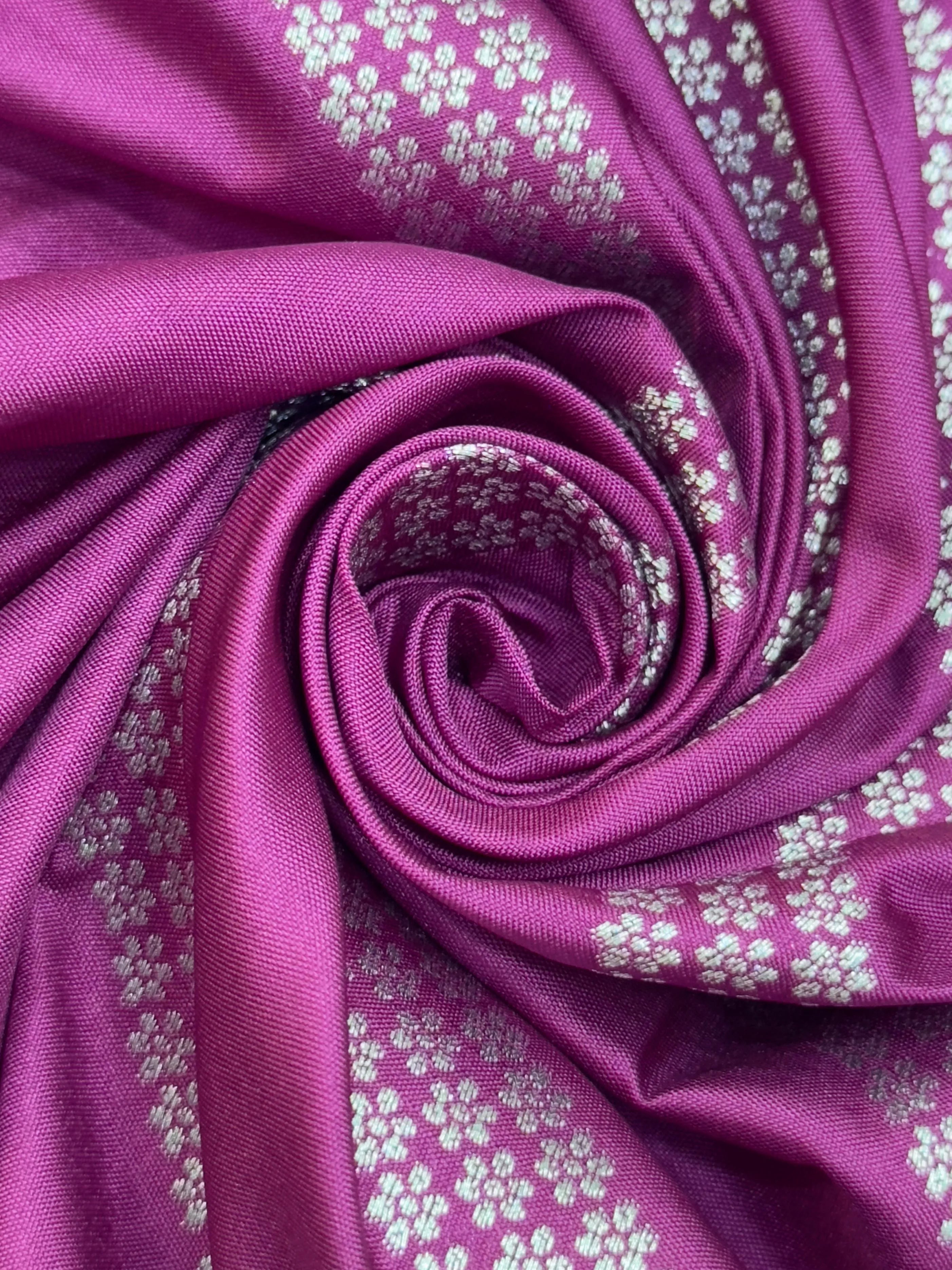 Woman in minimal semi silk saree – simple and graceful look for daily wear