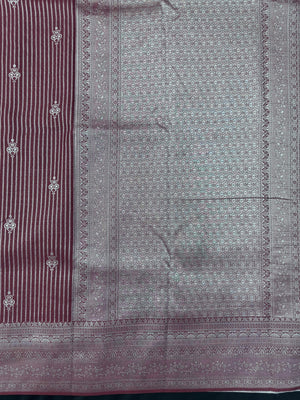 Woman in minimal semi silk saree – simple and graceful look for daily wear