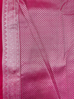 Woman in minimal semi silk saree – simple and graceful look for daily wear