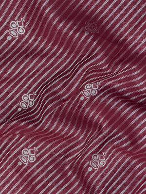 Woman in minimal semi silk saree – simple and graceful look for daily wear