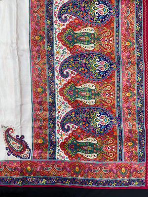 Woman wearing a Semi Silk Saree with lightweight fabric and classic appeal, ideal for weddings, festive occasions, and office wear.