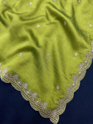 Woman in minimal semi silk saree – simple and graceful look for daily wear