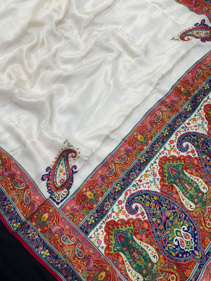 Woman wearing a Semi Silk Saree with lightweight fabric and classic appeal, ideal for weddings, festive occasions, and office wear.